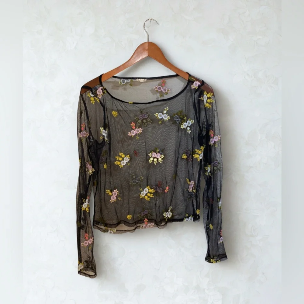 Free People All Night Floral Embroidered Layering Top Size Large - Picture 2 of 3
